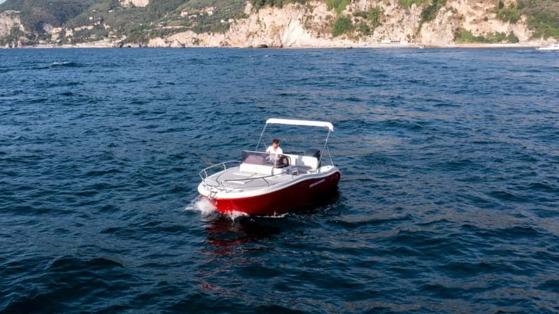 Amalfi Coast by boat: discover Positano, Amalfi, and Sorrento from the sea - Why This Tour Works for Different Travelers