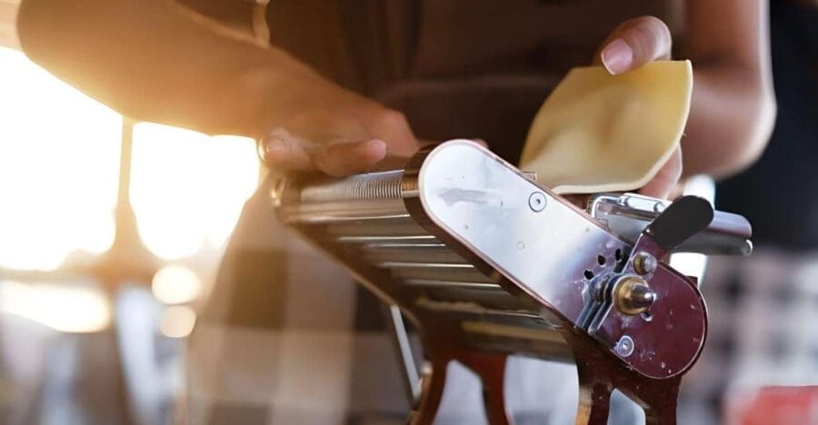 Amalfi Coast: Make tagliatelle and mozzarella in a farm - Who is this experience best suited for?