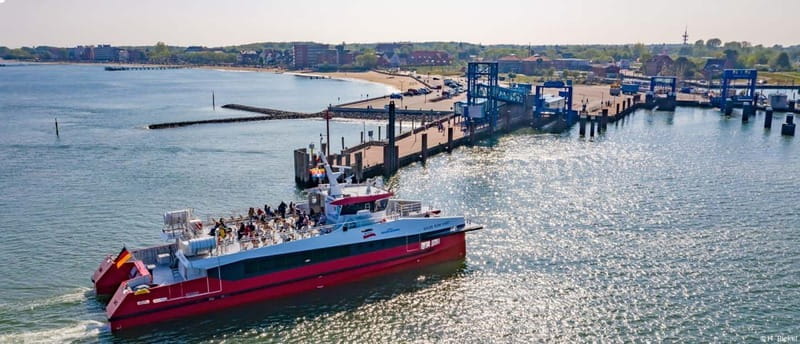 Amrum: Daytrip by boat to Föhr - Arrival in Föhr: A Small Island with Big Charm