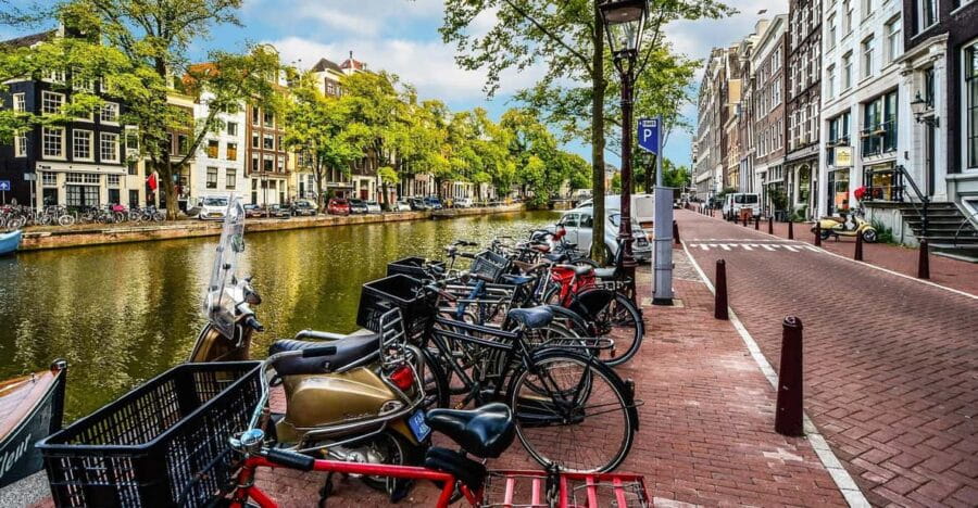 Amsterdam: 3-Hour Private Bike Tour of the City Center - FAQ