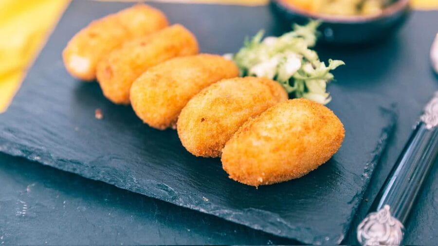 Amsterdam Audioguide - TravelMate app for your smartphone - Detailed Breakdown of the Itinerary and Content