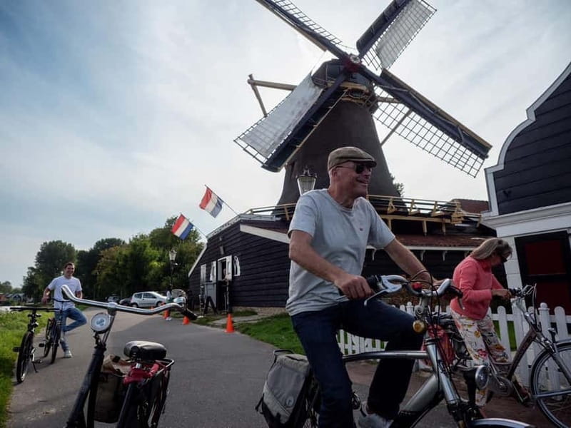 Amsterdam: Leisurely Windmill & Countryside Bike Ride - Windmills and Waterways