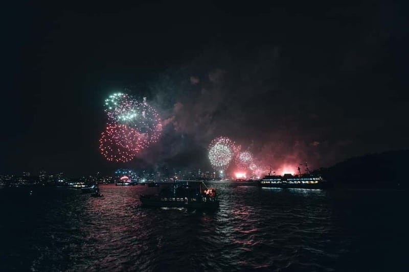 Amsterdam: Official SAIL Experience with Fireworks & Bubbles - What Makes This Cruise Stand Out?