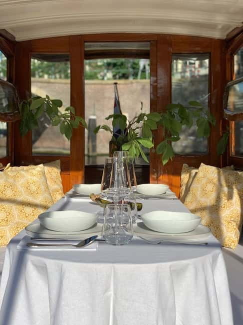 Amsterdam: Private Dinner Cruise with Guide and Wine - Who Would Love This?