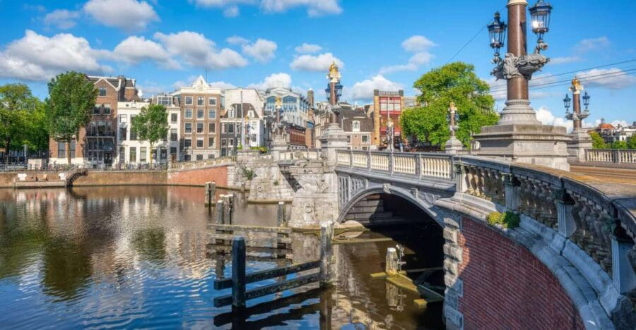 Amsterdam: Private Rijksmuseum Tour with Optional Pickup - The Benefits of the Private Guided Approach