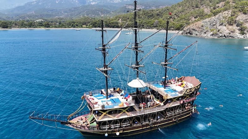 Antalya/Kemer'den: Öle Yemekli Köpük Partili Tekne Turu - Key points / Takeaways