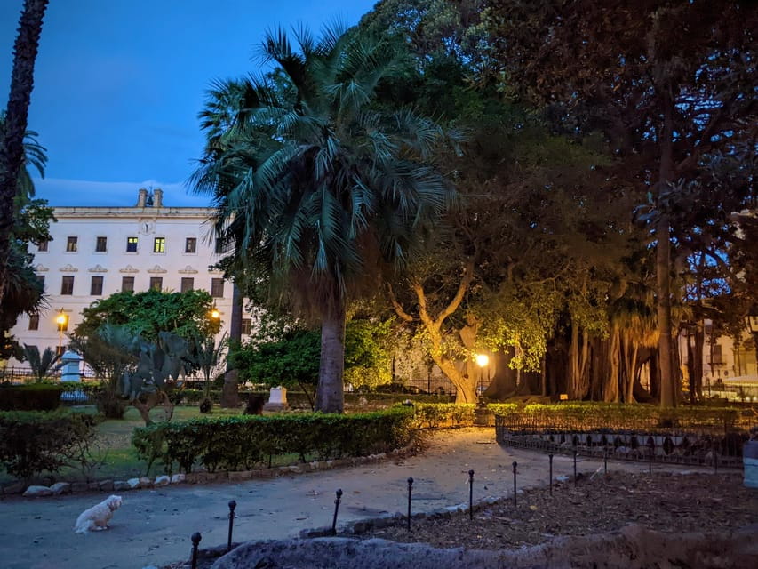 Anti-Mafia Heroes (Cool Hours) Morning Walking Tour - The Power of Storytelling at Key Crime Sites