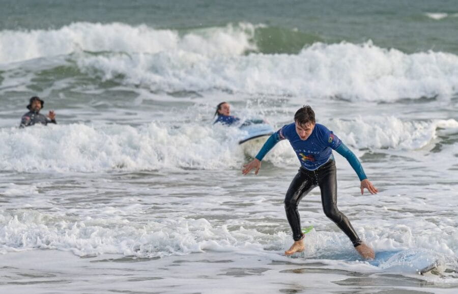 Armação de Pêra: 1:30-hour Surf Lesson for Beginners - Frequently Asked Questions