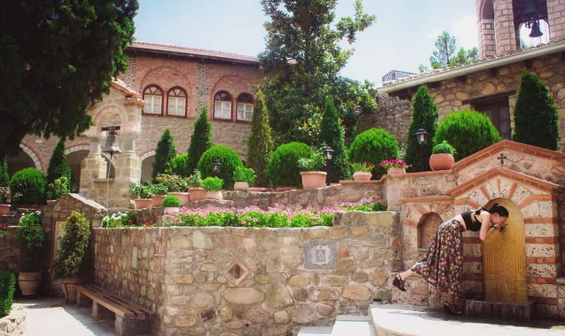 Athens: 2-Day Meteora Tour with Local Guides and Hotel Stay - Exploring the Meteora Itinerary: What You’ll Actually Do