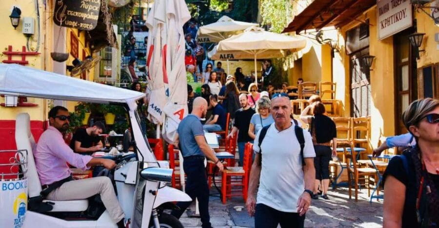 Athens: Private Evening Sightseeing Tour by Electric Tuk-Tuk - The Itinerary: From Landmarks to Local Neighborhoods