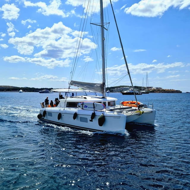 Athens: Riviera Catamaran Tour with Fresh Meal and Drinks - Why This Experience Shines