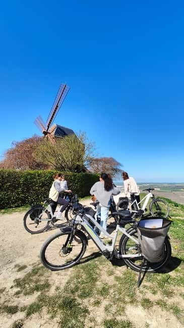 Au départ de REIMS : Ebike tour with a local guide ! - Unpacking the Experience: From Pickup to Return