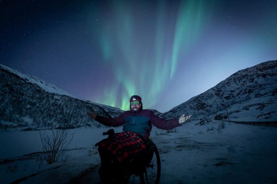 Aurora Tour For All with Tromsø Accessible Tours - Cozying Up in the Arctic Wilderness