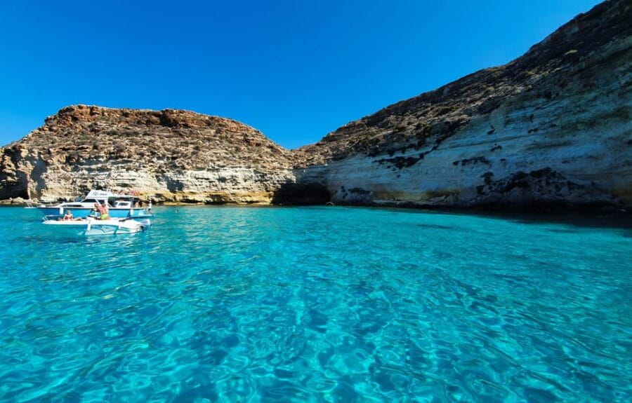 barca liliana ( caligola1) - Dolphin Sightings and Sunset Aperitif: Nature’s Magic