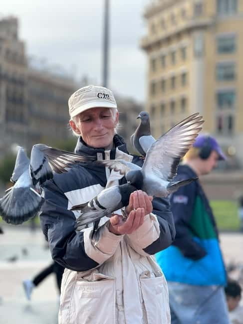 Barcelona: 1 Hour Gothic Quarter and El Born Walking Tour - Discovering Barcelona’s Hidden Gems in the Gothic Quarter