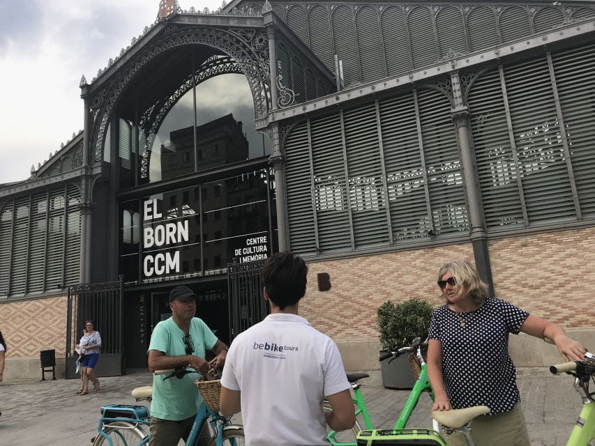 Barcelona: 2.5-Hour Bike or E-Bike Historical Tour - Exploring the Route: What You’ll See and Experience
