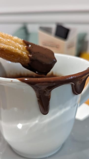 Barcelona: Experience the Best Churros with Hot Chocolate - Discovering the Churros with Hot Chocolate Experience in Barcelona