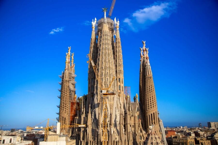 Barcelona Guided Sagrada Familia Tour & Sailing Experience - The Sailing Experience: A Relaxing Sea Breeze
