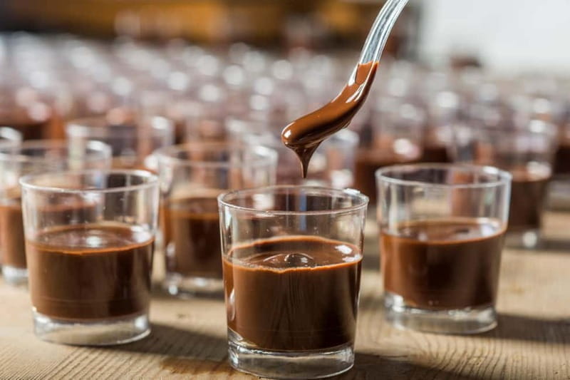 Barcelona-Penedès: Chocolate Experience at Espai Xocolata Simón Coll - Who Will Love This Experience?