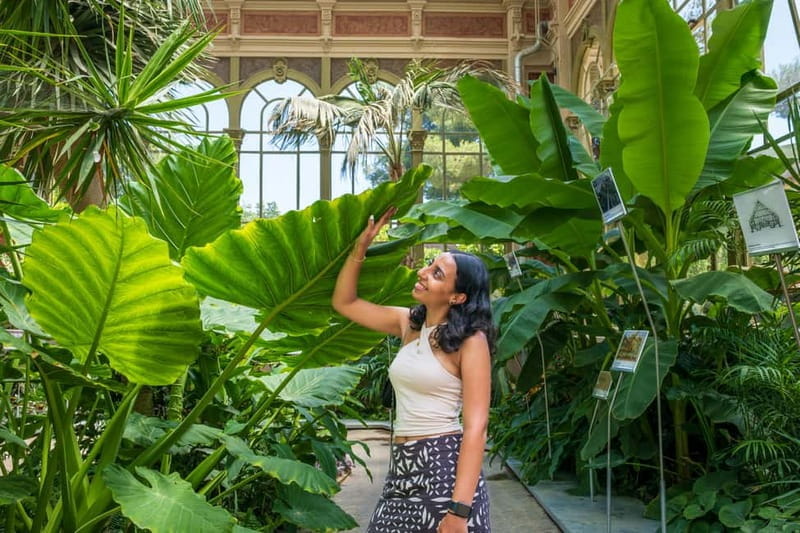 Barcelona: Private Photoshoot in Ciutadella Park with Ami - FAQ