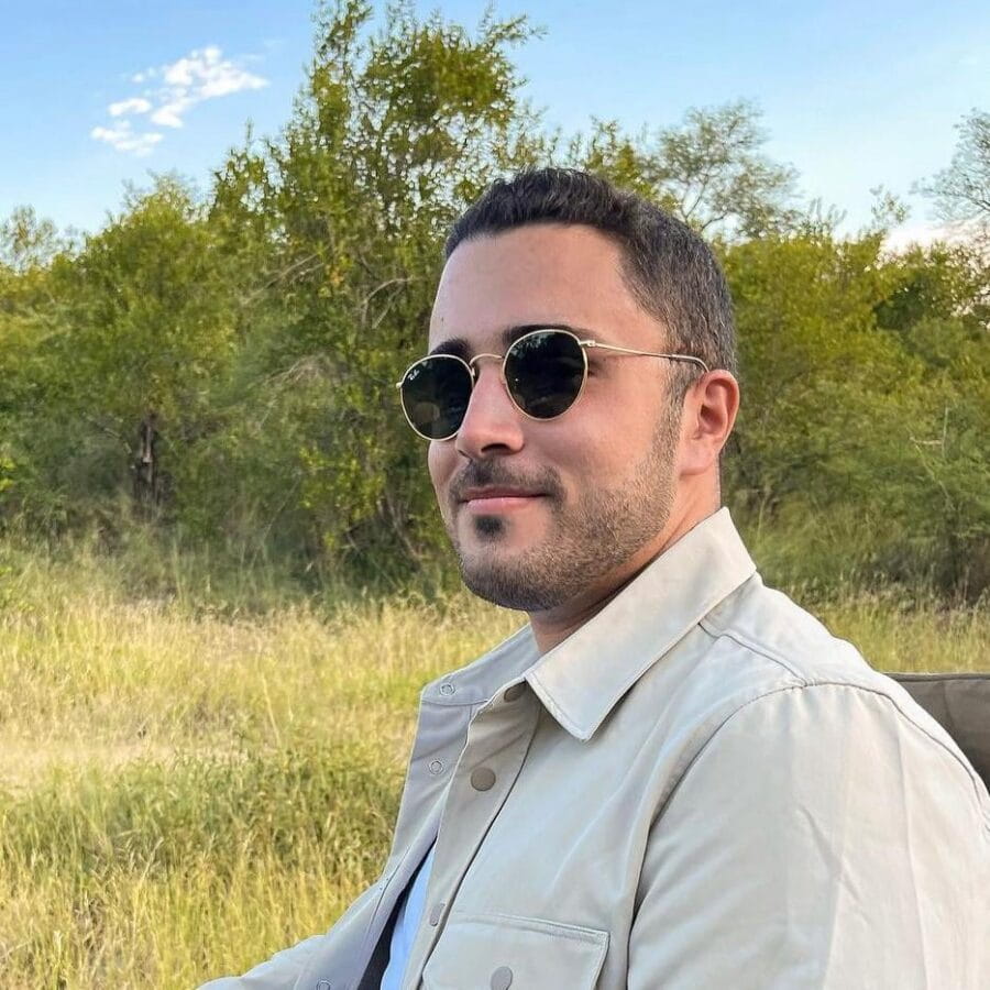 Barcelona: Sagrada Familia Skip-the-Line Entry Ticket & Tour - Sagrada Familia Schools and Museum: A Glimpse into the Past