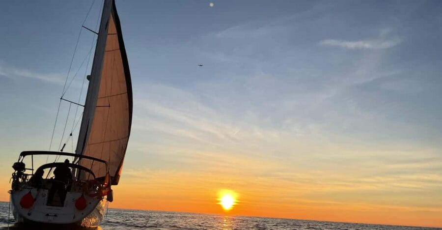 Barcelona Sunset Sailing with Yacht Sashi - Final Thoughts: Who Is This Sailing Trip Best For?