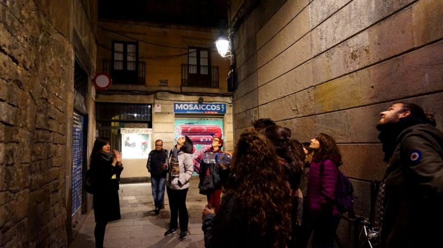 Barcelona: The Ghost Walking Tour - The Experience in Detail: What You Can Expect