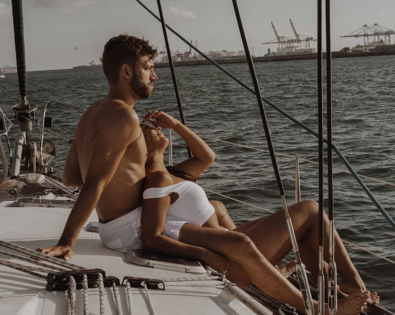 Barefoot: Private sailing cruise in Barcelona - Who Will Love This Tour?