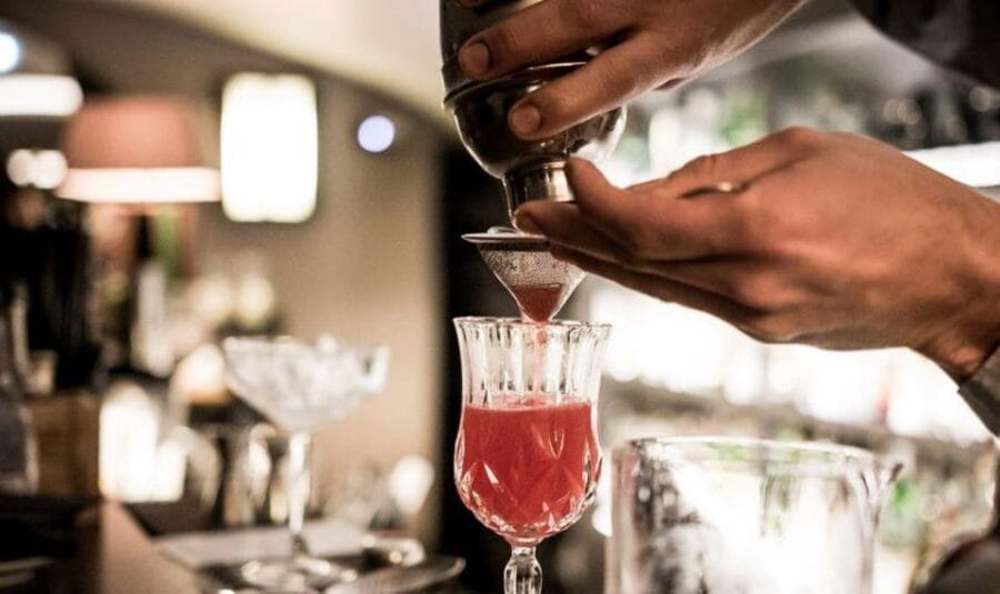 Bari: Experience to learn to make Apulian cocktails - The Quality of Ingredients and Craftsmanship