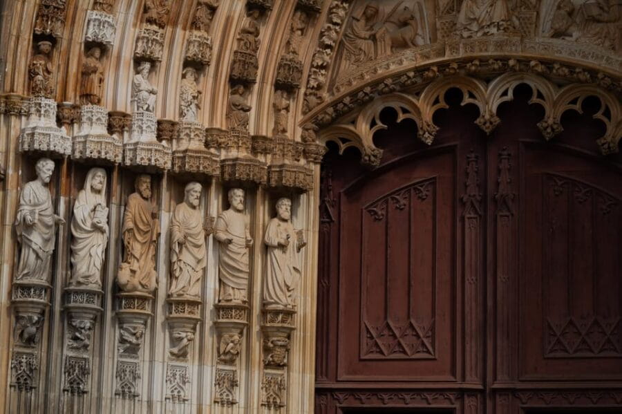 Batalha: A Local's Guided Tour of the Batalha Monastery - Who Should Consider This Tour?