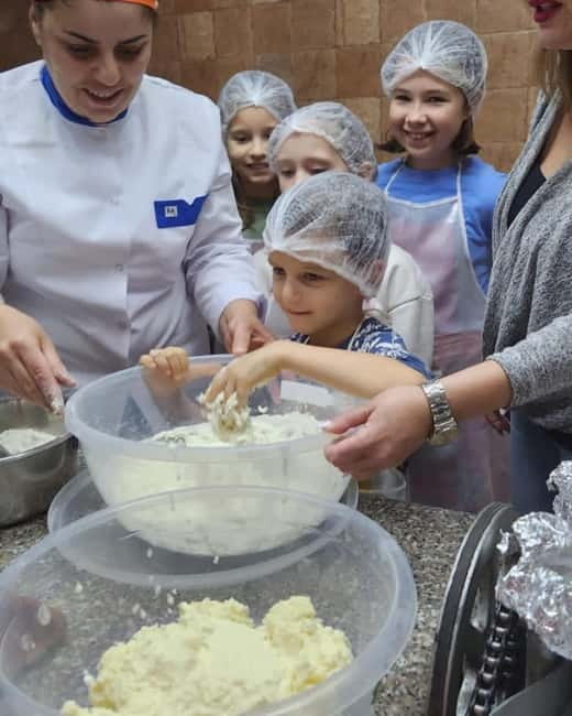 Batumi: Cook Georgian Khachapuri in Batumi - What’s included and what’s not