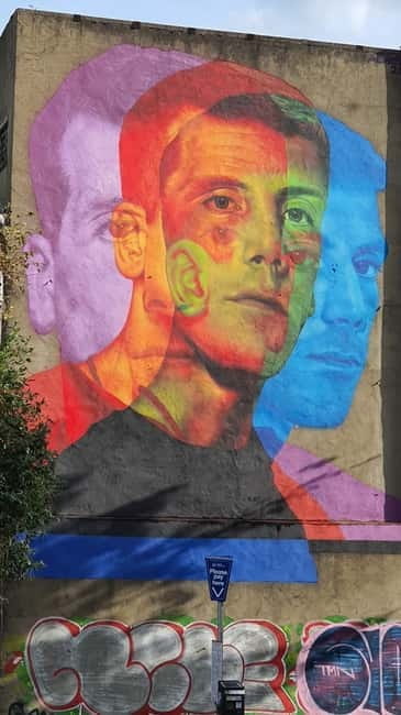 Belfast Troubles : Murals, Street Art, and Peace Wall Tour - Visiting the Peace Lines and the Peace Gates