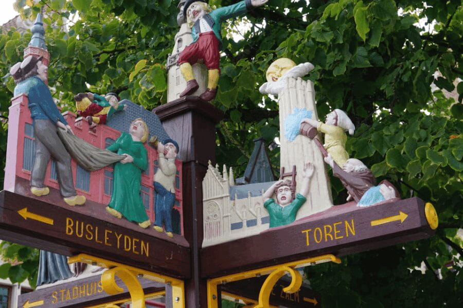 Belgium: Mechelen guided tour guide - Inside the Sacred Walls: Art and Architecture