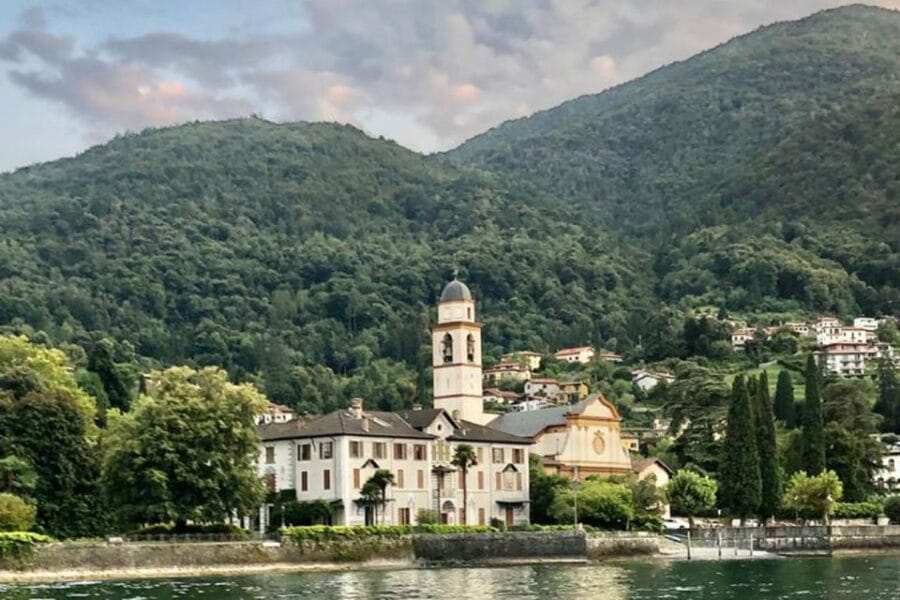 Bellagio: Lake Como Sunset Kayak Villas Experience - An In-Depth Look at the Lake Como Sunset Kayak Villas Experience