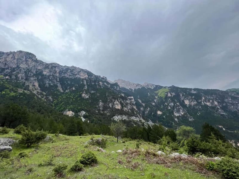 Berat: Tomorri Castle and Lakes of Dardha Day Trip - Key Points / Takeaways