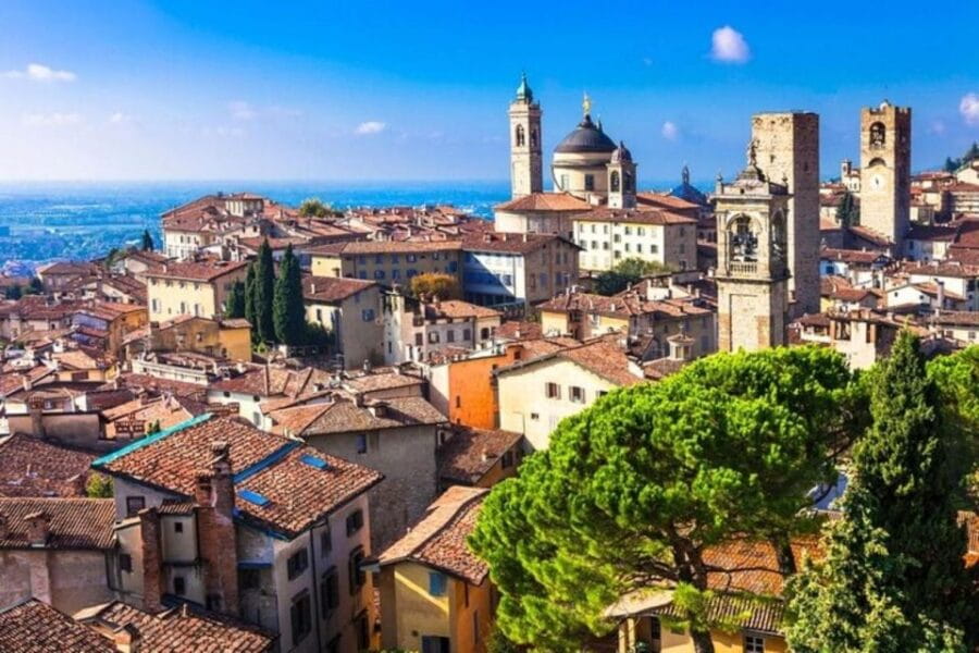 Bergamo : Highlights Private Walking Tour - Architectural Marvels and Artistic Treasures