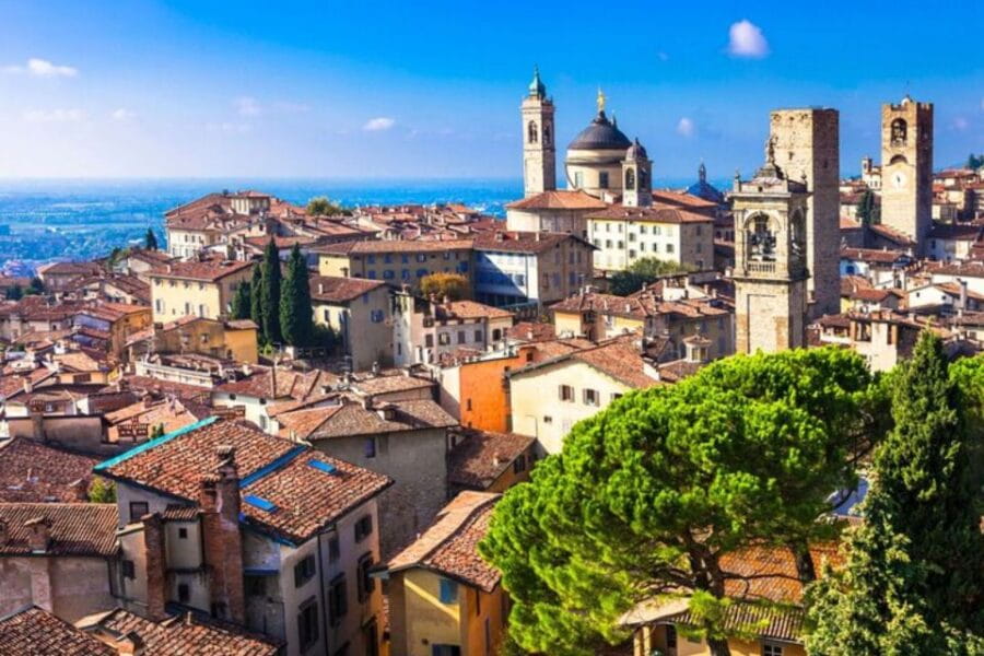 Bergamo: Private custom tour with a local guide - The Itinerary: Highlights of a Custom Bergamo Tour