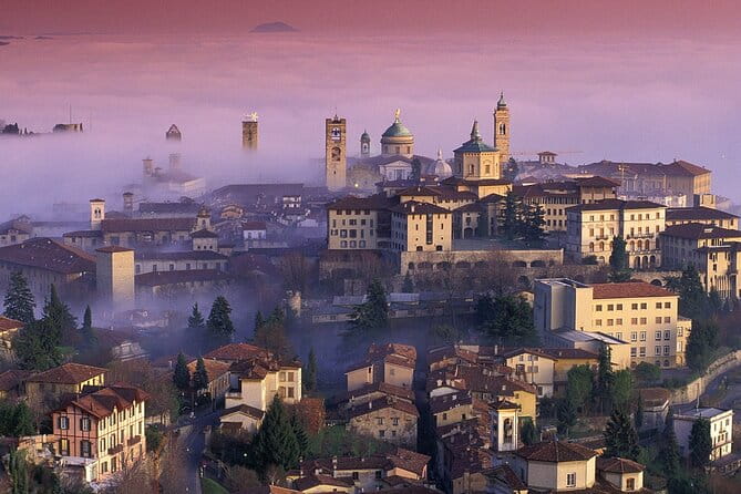 Bergamo Top Sights Private and Personalized Guided Walking Tour - Iconic Landmarks: Rocca Castle and Piazza Vecchia