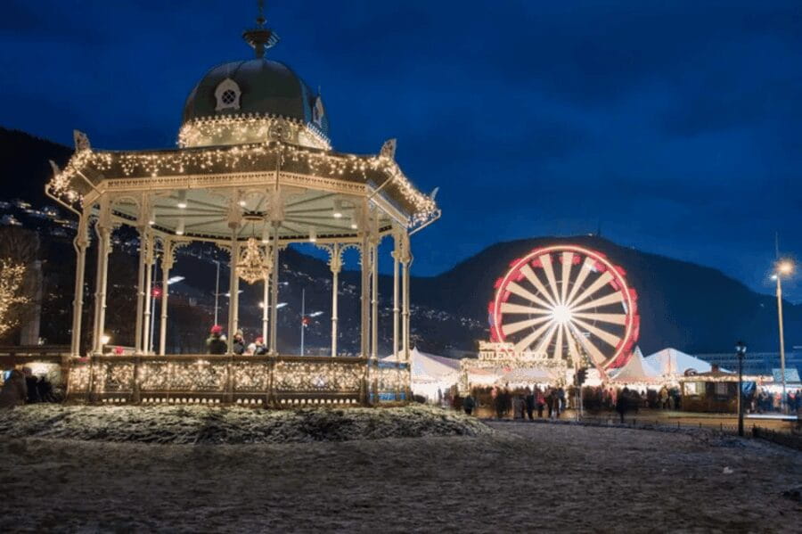 Bergen: Christmas Market and City Highlights Walking Tour - Price and Value Analysis