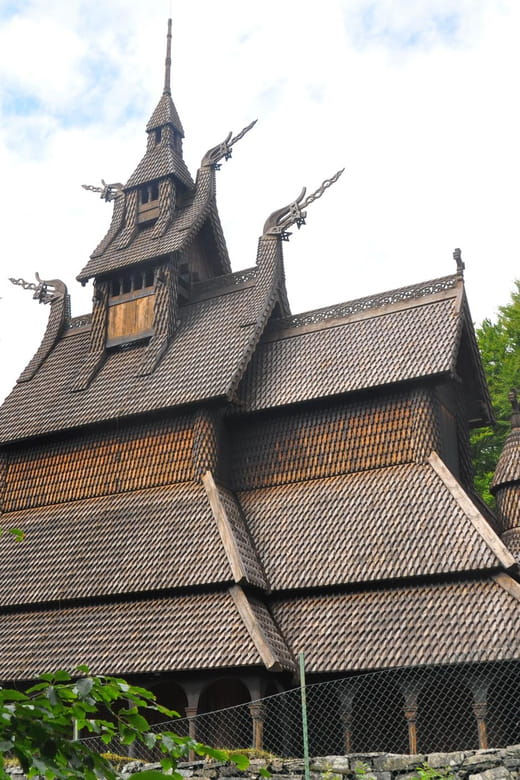 Bergen: Guided Car Tour with Old Bergen Museum & Fantoft - Who would love this experience?