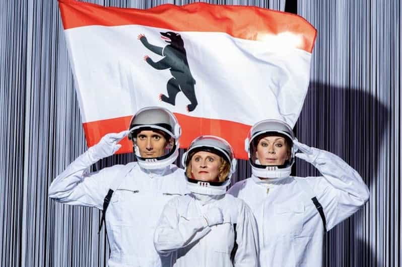 Berlin: Die Stachelschweine-Steglitz, wir haben ein Problem! - The Experience Itself: What You Can Expect