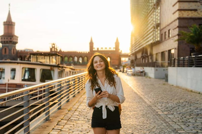 Berlin: East Side Gallery Photoshoot - Price & Value: What to Expect