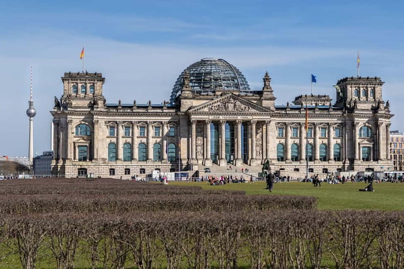 Berlin-government district and visit to the Reichstag dome - The Sum Up: Who Should Take This Tour?