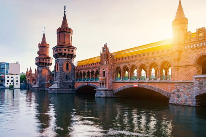 Berlin Highlights Self guided scavenger hunt and Walking Tour - Price, Logistics, and Practicalities