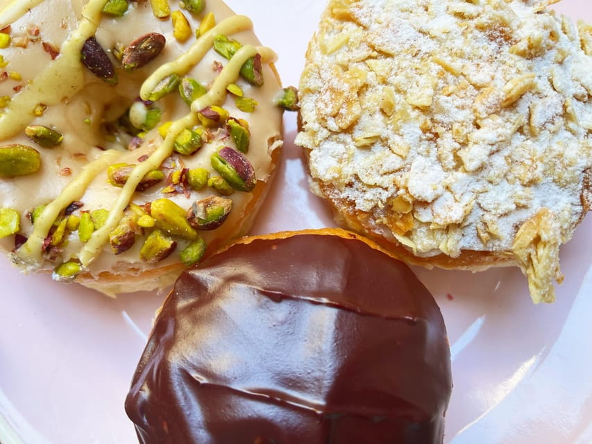 Berlin: Vegan Food & Cultural Walking Tour in Friedrichshain - Exploring Friedrichshain’s Vegan Scene