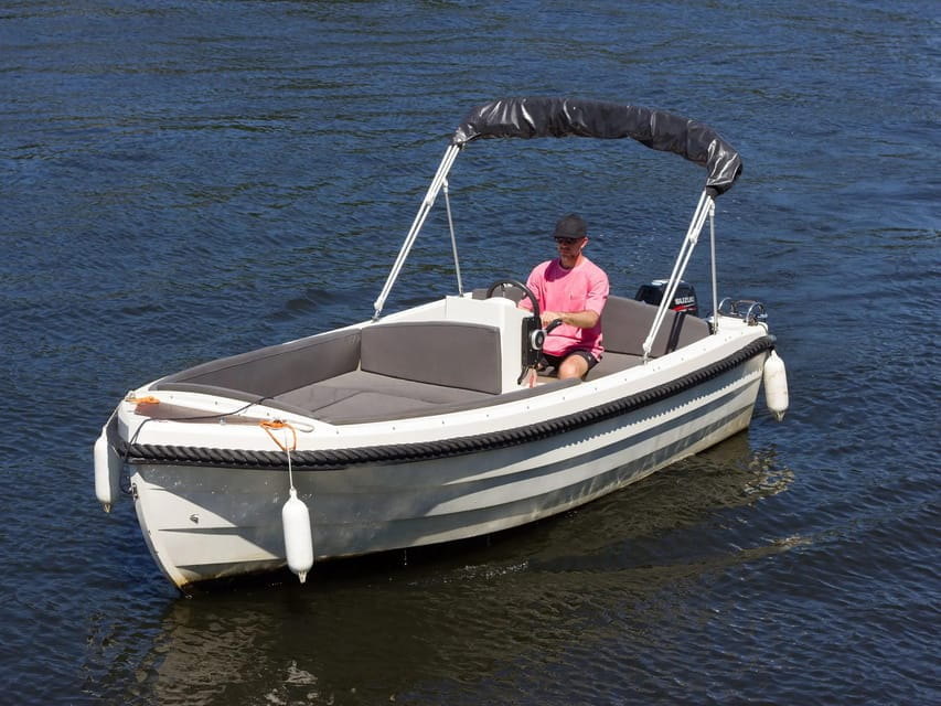 Berlin: Wonderful days renting the motorboat tortola - Who Will Love This Experience?