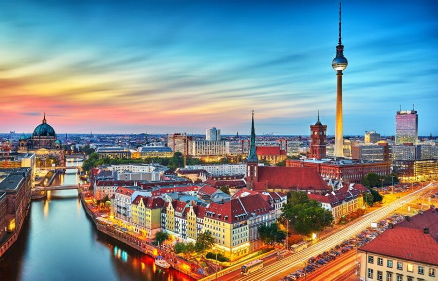 Best Berlin Shore Excursion from Warnemunde or Rostock Port - The Long Road Back and Flexibility
