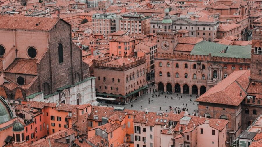 Best of Bologna: Private Walking Tour with a Local - Navigating Logistics and What to Expect
