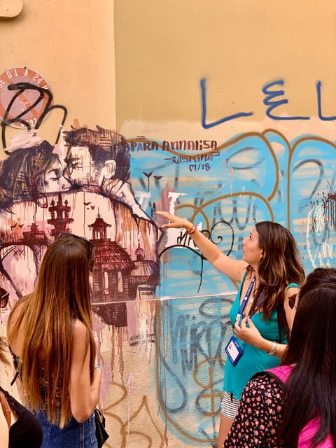 Best Street Art in Valencia Walking Tour - Exploring the Murals of Barrio del Carmen