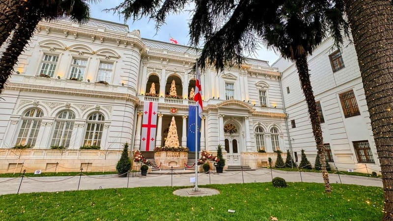 Beyond the Old City: Tbilisi's Hidden Gems Walking Tour - The Experience Itself: What to Expect